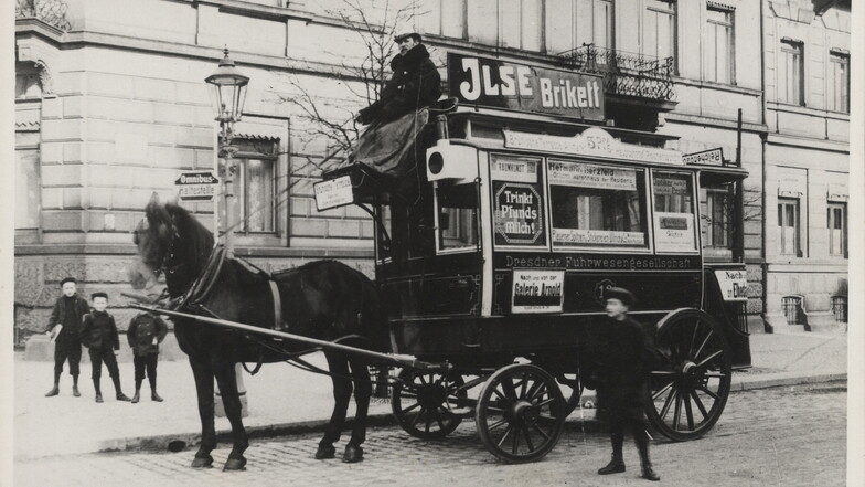 Von den ersten Pferdeomnibuslinien in Dresden hielt sich der "Fünf-Pfennig Omnibus" am längsten.