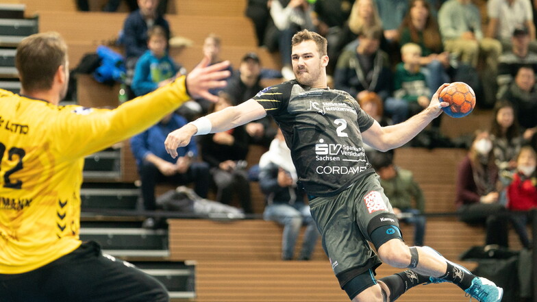 Dresdner Handball-Zweitligist stellt zwei Spieler frei