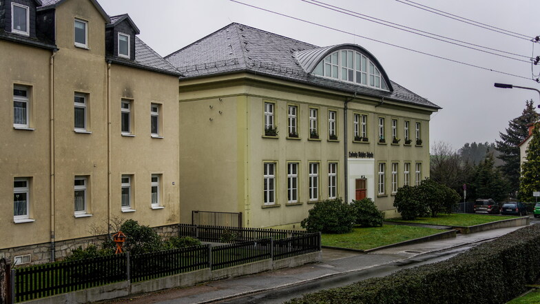 Die Ludwig-Richter-Schule in Radeberg.