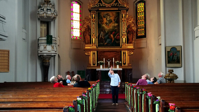 Trotz Corona gibt es auch in diesem Jahr wieder Führungen und weitere Angebote in den Kirchen in Moritzburg, Reichenberg und Radebeul. Die Aufnahme entstand im Vorjahr beim Tag des offenen Denkmals in Moritzburg.