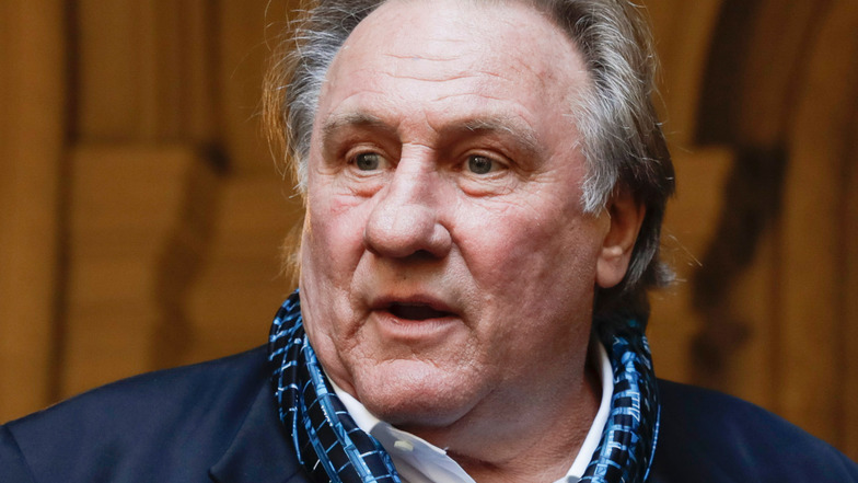 Gegen den französischen Schauspieler Gérard Depardieu ist ein neues Verfahren wegen sexuellen Übergriffs eingeleitet worden.