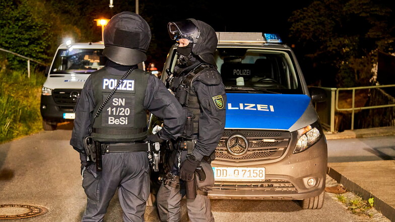 Der Polizeiansatz am Himmelfahrtsabend 2020 in Pfaffendorf war für die Beamten nicht ungefährlich.