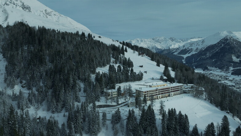 Auf der Schatzalp spielt „Der Zauberberg“ von Thomas Mann und die neue Serie „Davos 1917“. Das ehemalige Sanatorium ist heute ein Hotel mit eigenem Skigebiet.