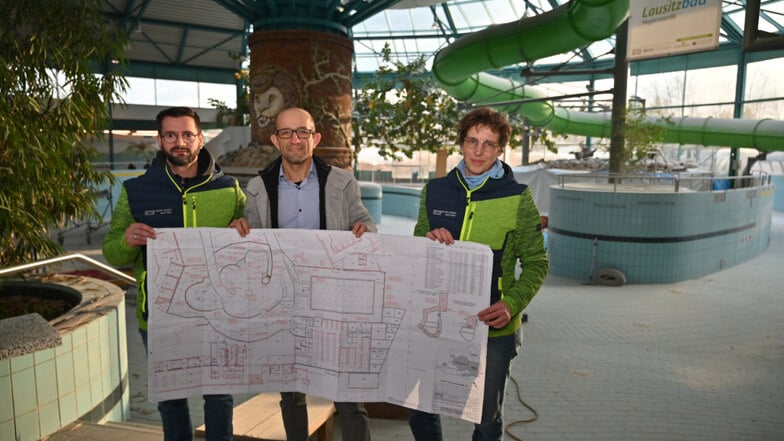 Marcel Patzker, Marko Hantke und Heike Jesse gehören zu dem siebenköpfigen Team der Architekten- und Ingenieurbüro Bauplanung Bautzen GmbH, das sich mit dem Strukturwandelprojekt Lausitzbad befasst.