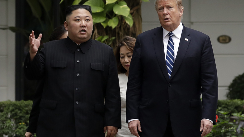 Die Gespräche zwischen Nordkoreas Machthaber Kim Jong Un und US-Präsident Donald Trump sind ins Stocken geraten. Zuletzt kamen die beiden Staatsmänner in Hanoi zu einem Gripfetreffen zusammen.