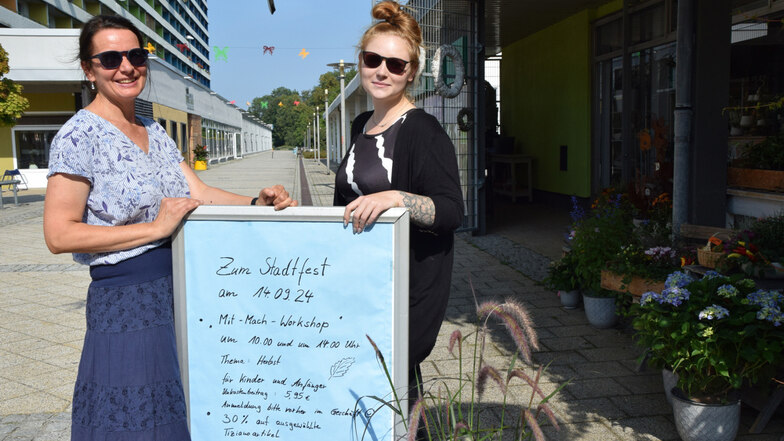 Susanne Janke und Hanna Bock beteiligen sich mit einem Floristikworkshop.