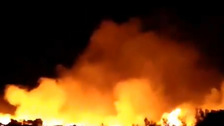 Feuer auf Samos nahe Flüchtlingslager