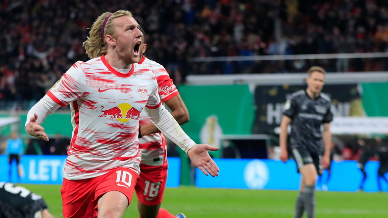 Die Erlösung: Der eingewechselte Emil Forsberg bejubelt seinen siegbringenden Treffer zum 2:1 gegen Union Berlin.