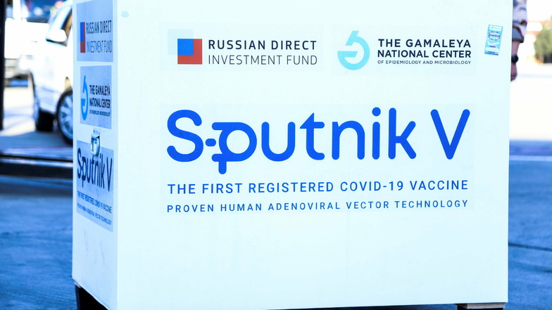 "Sputnik V" wird mittlerweile in viele Länder exportiert, etwa in den Iran (Foto) oder auch das EU-Land Ungarn.