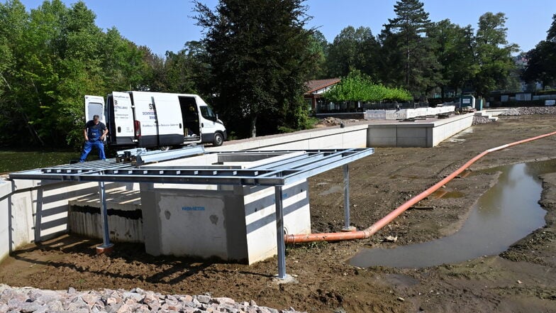 Die Arbeiten am oberen Teich sind weitgehend abgeschlossen. Er soll bald wieder befüllt werden.