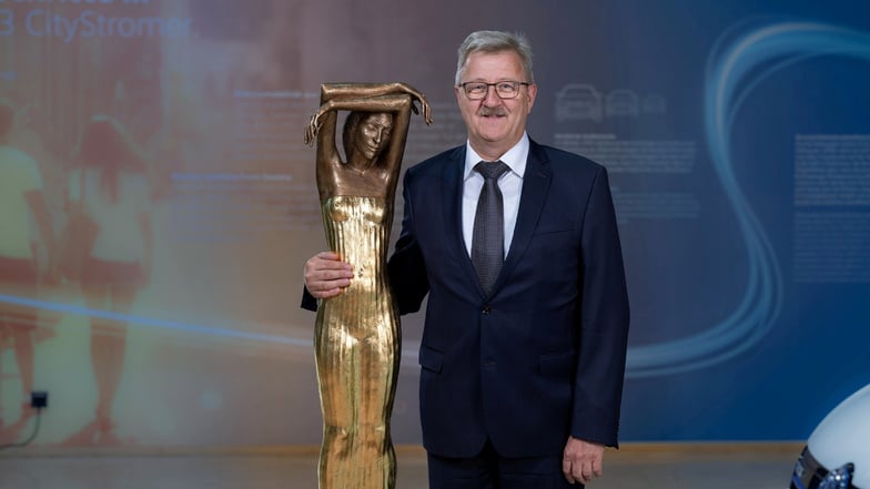 Dr. Holger Födisch war 2019 zum Unternehmer des Jahres in Sachsen gekürt worden. Nun geht sein Lebenswerk an den Schweizer ABB-Konzern.