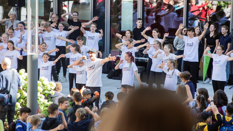 Kamenz Can Dance hatte auch einen umjubelten Auftritt - diesmal mit ausgewählten Tänzerinnen und Tänzern, die auch am Gymnasium lernen.