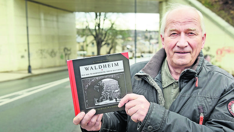Alt-Bürgermeister Karl-Heinz Teichert hat es wieder getan: ein Buch geschrieben. Es heißt „Als die Schornsteine noch rauchten“. Darin geht es um die DDR-Zeit in Waldheim. Selbst Ältere werden darüber noch Erstaunliches erfahren, Jüngere sowieso.