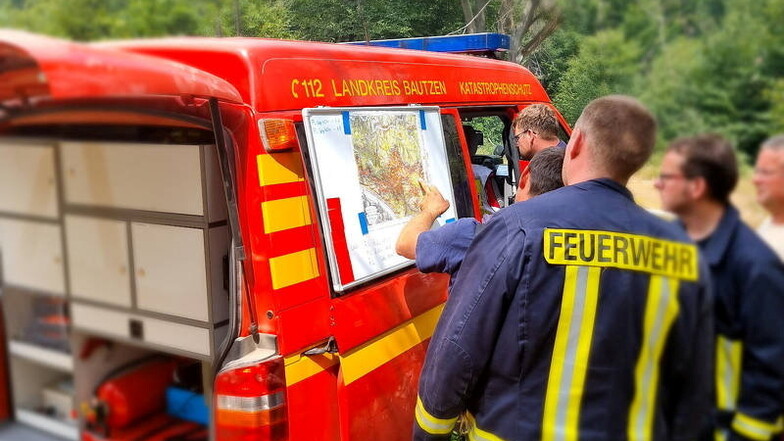 Feuerwehrleute von Brandeinsatz in der Sächsischen Schweiz zurück