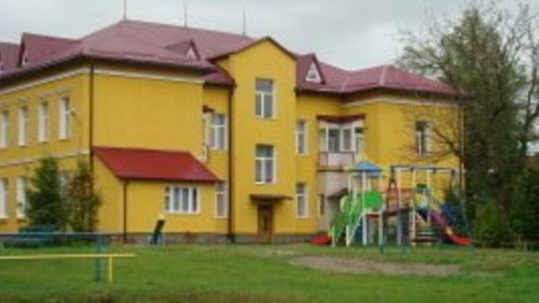 Ein Schmuckstück ist das Kinderheim im ukrainischen Krakowez dank der Hilfe des Vereins geworden. Zum Glück ist es bisher vom Krieg verschont geblieben.