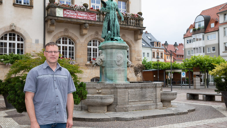 Der 47-jährige Polizeiobermeister Lars Kuppi will für die AfD im Wahlkreis Döbeln das Direktmandat holen. Dafür würde der jetzige Chemnitzer auch wieder in seine Heimatstadt zurückkommen, kündigt er an.