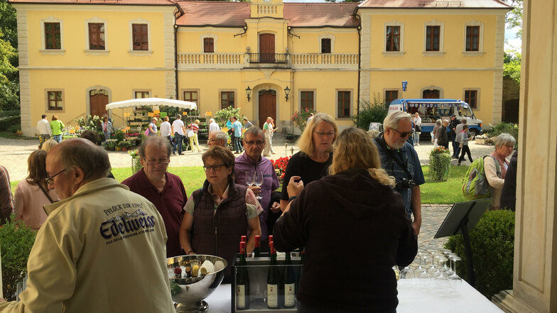 Im ältesten privaten Weingut Sachsens die Vielfalt der Proschwitzer Weine und Sekte genießen.