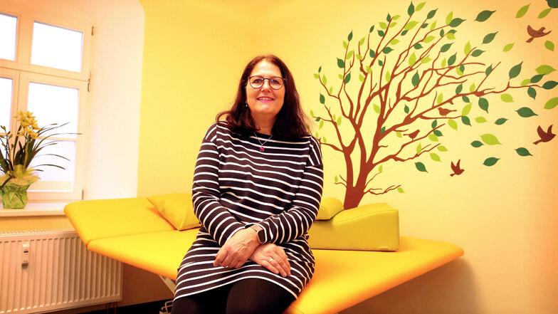 Kirsten Gärtner eröffnete in Pulsnitz eine neue Ergotherapie. Sie will näher an ihre Patienten dort rücken.