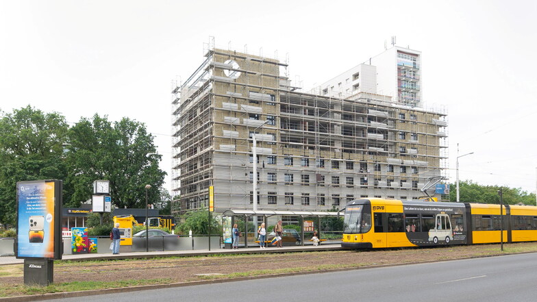 Neubau wächst, wo ehemals der "Drecksche Löffel" in Dresden stand