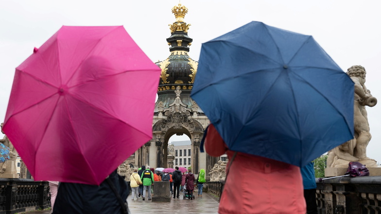 Wetter in Sachsen: Viel Regen und einzelne Gewitter am Dienstag