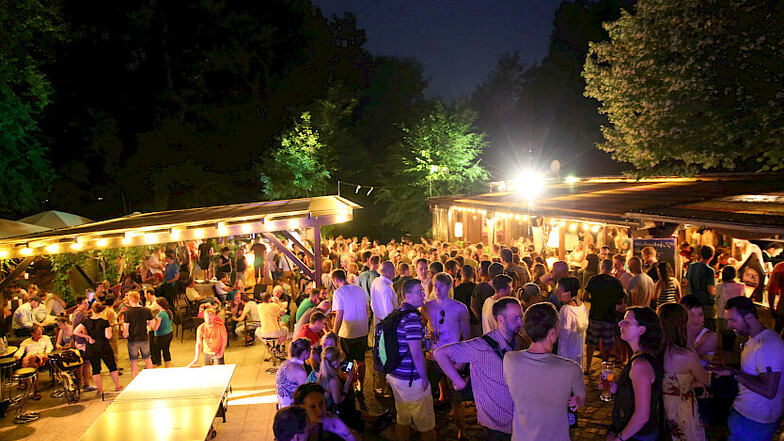Balkan-Party am Samstag in der Saloppe: ein Muss für Feier-Fans!