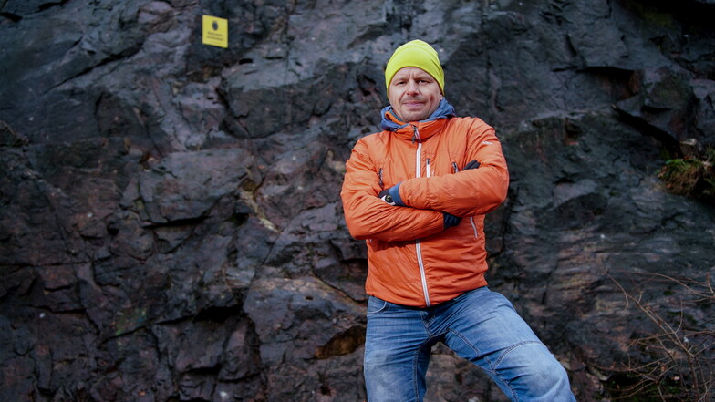 Bergsteiger Lutz Zybell setzt sich dafür ein, dass die Kletterwand an der Birkigter Straße wieder genutzt werden kann.