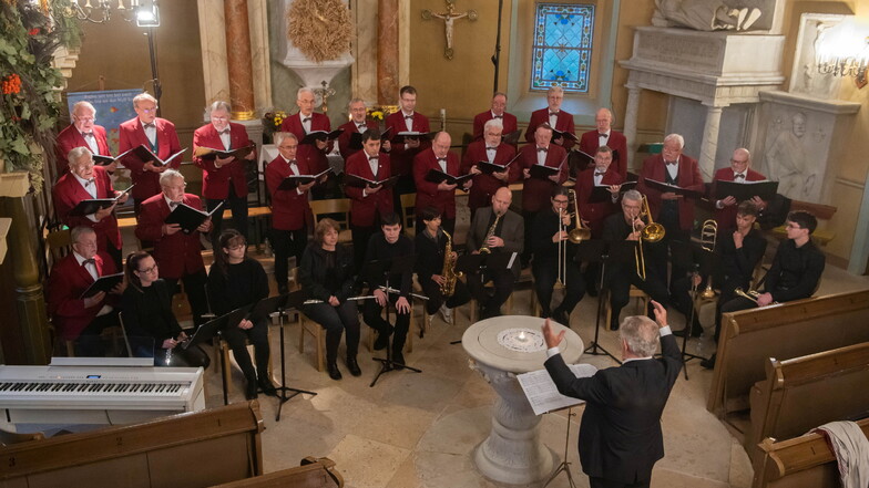 In der Kirche Reinersdorf gaben Männerchor Großenhain-Reinersdorf und junge Musikschüler aus Ungarn ein Konzert innerhalb des Austausches mit Kecskemet.