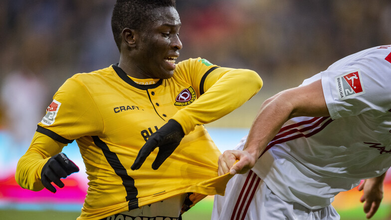 Moussa Koné wird vor Dynamos Saisonstart von einer Verletzung gebremst.