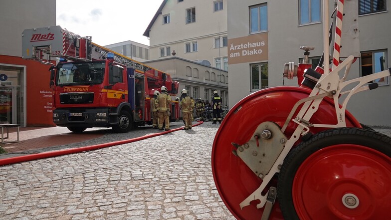 Auf dem Gelände des Dresdner Diakonissenkrankenhauses hat es am Dienstag gebrannt.