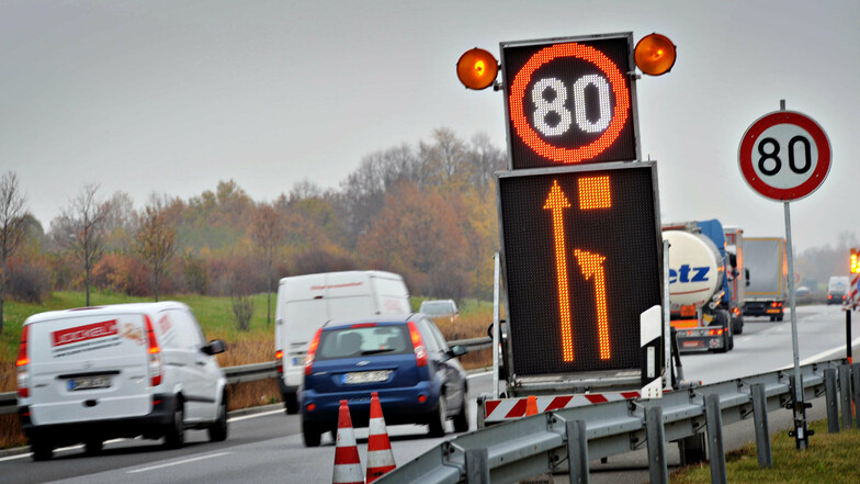 Ab 21. September müssen Autofahrer auf der A4 bei Dresden mit Behinderungen rechnen. Aufgrund von Bauarbeiten wird eine Fahrspur gesperrt.