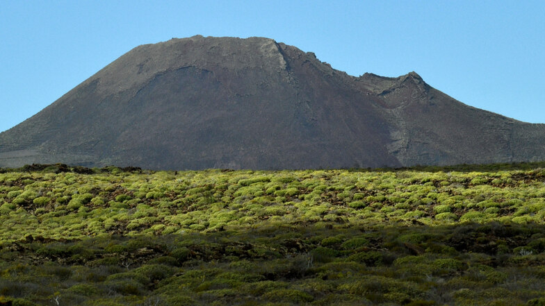 Der Vulkan La Corona auf Lanzarote.