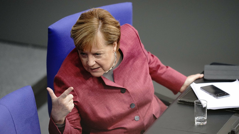 Angela Merkel lässt sich auch über rechtsextreme Online-Medien unterrichten.