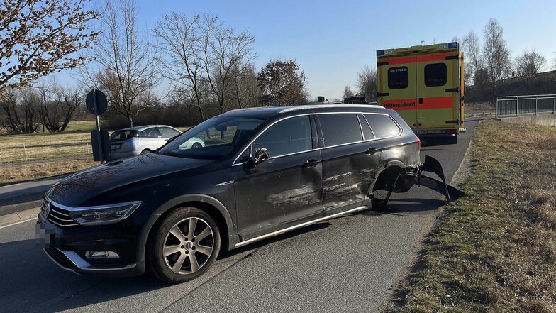 B99: Zwei Verletzte bei Unfall in Görlitz
