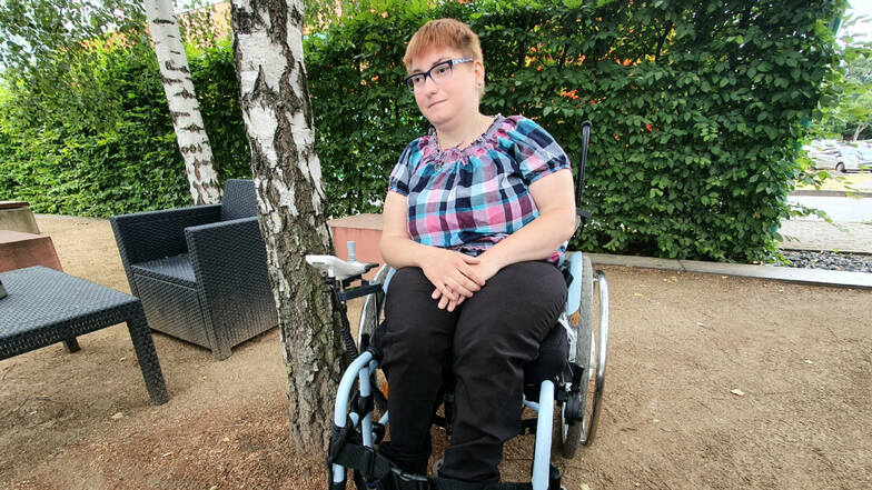 Ines Eisold arbeitet in einer Behindertenwerkstatt in Pirna. Mit ihrer Sexualität geht sie offen um und möchte auch anderen helfen, ihre Fragen loszuwerden.