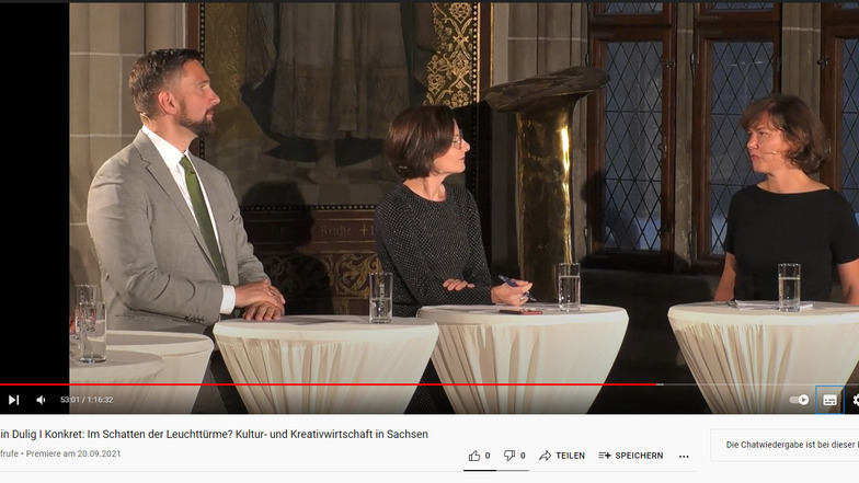 Sachsens Wirtschaftsminister Martin Dulig (SPD) sprach auf der Meißner Albrechtsburg unter anderem mit Riesas Innenstadtmanagerin Anja Dietel (r.). In der Mitte Moderatorin Franziska Wöllner.