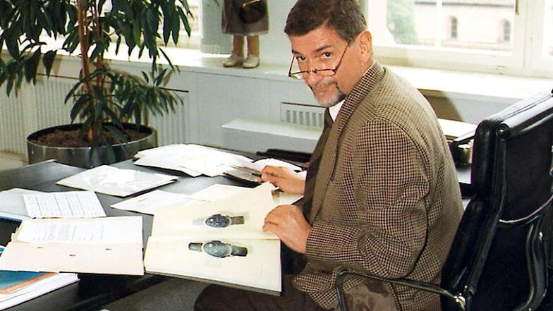 Eines der letzten Bilder: Günter Blümlein 2000 in seinem Büro.