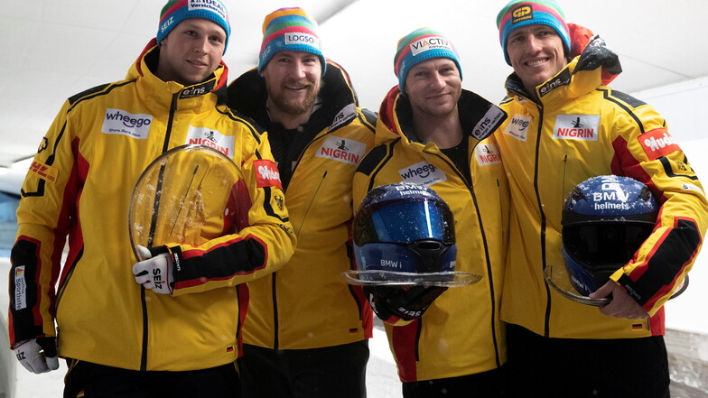 Die Sieger von Winterberg: Team Friedrich mit Alexander Schüller, Martin Grothkopp, Francesco Friedrich und Thorsten Margis (von links).