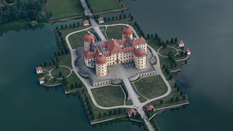 Das Schloss Moritzburg gehört zu den Touristen-Highlights in Sachsen.