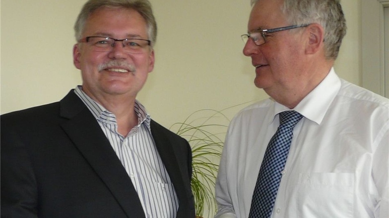 ... und Volker Jennewein (links) gehen in den Ruhestand. Landrat Bernd Lange muss nun für Ersatz sorgen.