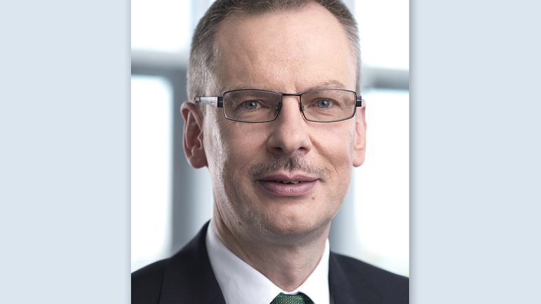 Rainer Striebel (58) führt seit dem Jahr 2014 den Vorstand der größten Krankenkasse in Sachsen und Thüringen.