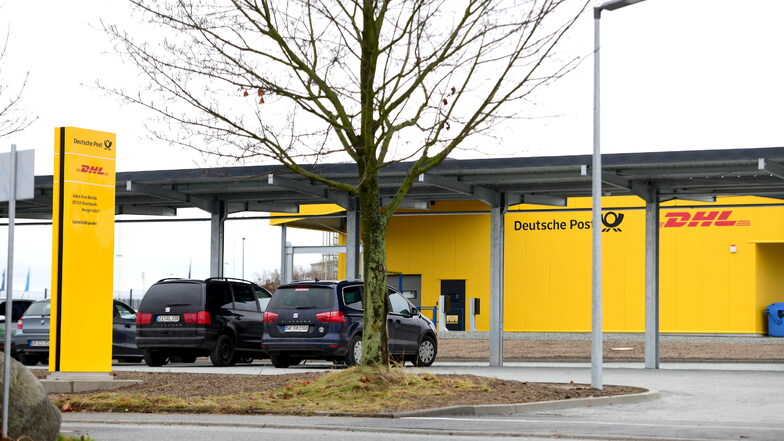 Der neue Zustellstützpunkt der Post im Ebersbacher Gewerbegebiet.