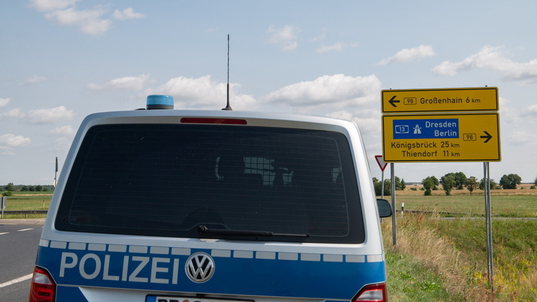 19-Jähriger bei B98-Unfall in Großenhain verletzt: Der Polizeibericht