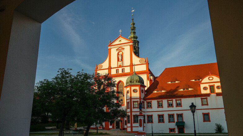 Im Kloster St. Marienstern in Panschwitz-Kuckau findet jetzt ein sorbischer Sprachkurs für Erwachsene statt.