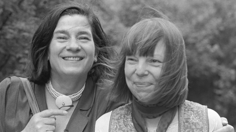 Christa Wolf (l.) und Sarah Kirsch gingen schon getrennte Wege, als das Foto 1985 entstand.