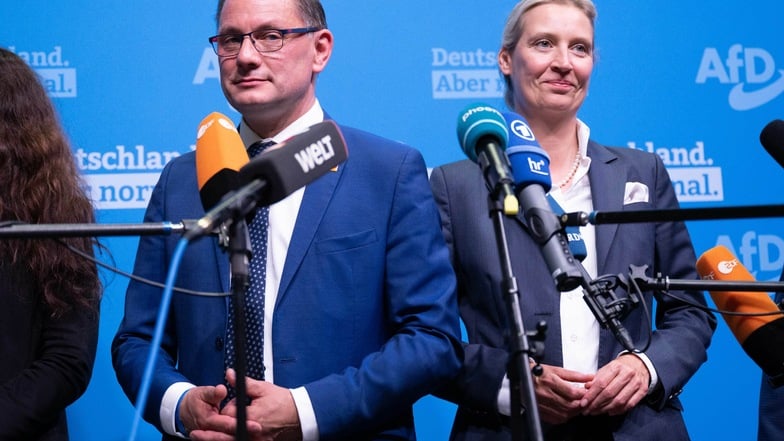 Die AfD hat sich entschieden: Tino Chrupalla und Alice Weidel sollen neben der Bundestagsfraktion nun auch die Partei gemeinsam führen.