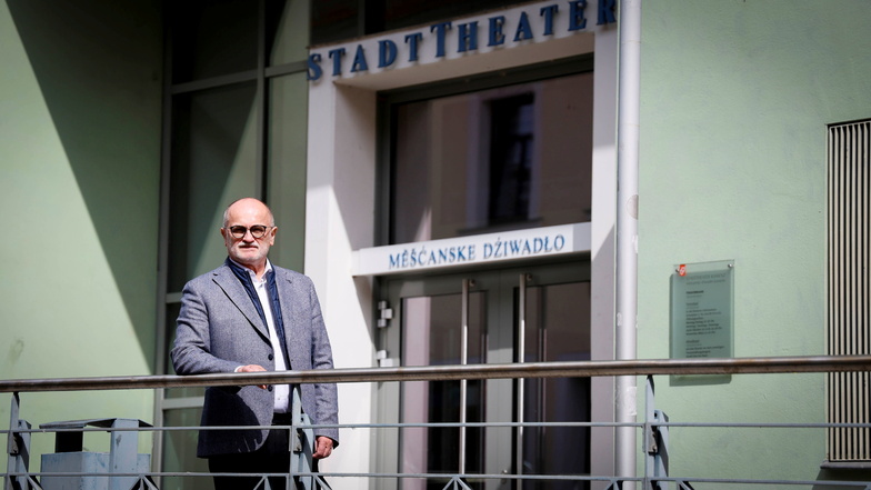 Am 24. April 2024 findet im Stadttheater Kamenz die nächste Veranstaltung der Reihe „Im Dialog“ statt. Organisiert wird sie unter anderem von OB Roland Dantz - der dafür immer wieder in der Kritik steht.