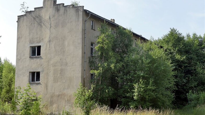Als ökologischer Ausgleich soll das Wohngebäude der Pappenfabrik weg.