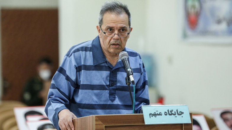 Der Deutsch-Iraner Jamshid Sharmahd in einem Teheraner Revolutionsgericht.