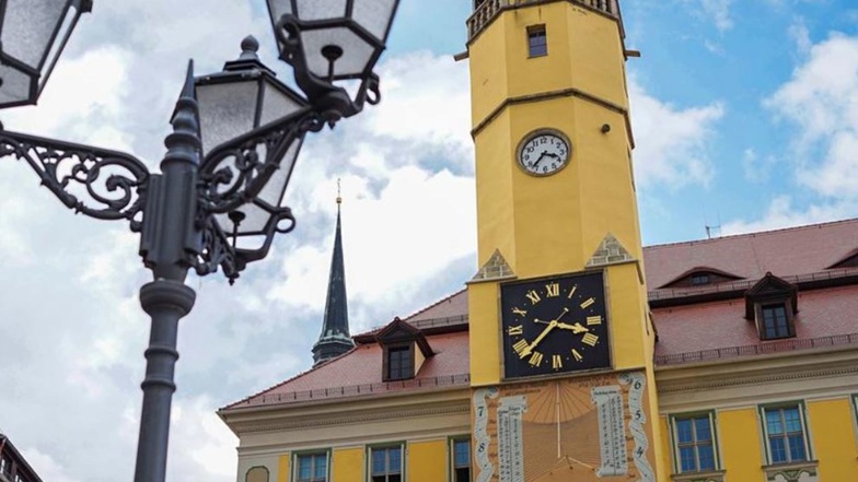 Das Rathaus von Bautzen. Die Stadtverwaltung verlängerte das Aufenthaltsverbot nicht.
