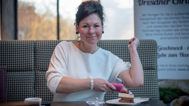 Muss vor dem Essen ihrer Lieblingstorte per Bluetooth Insulin spritzen: Claudia Hanitzsch von der Bäckerei Eisold.